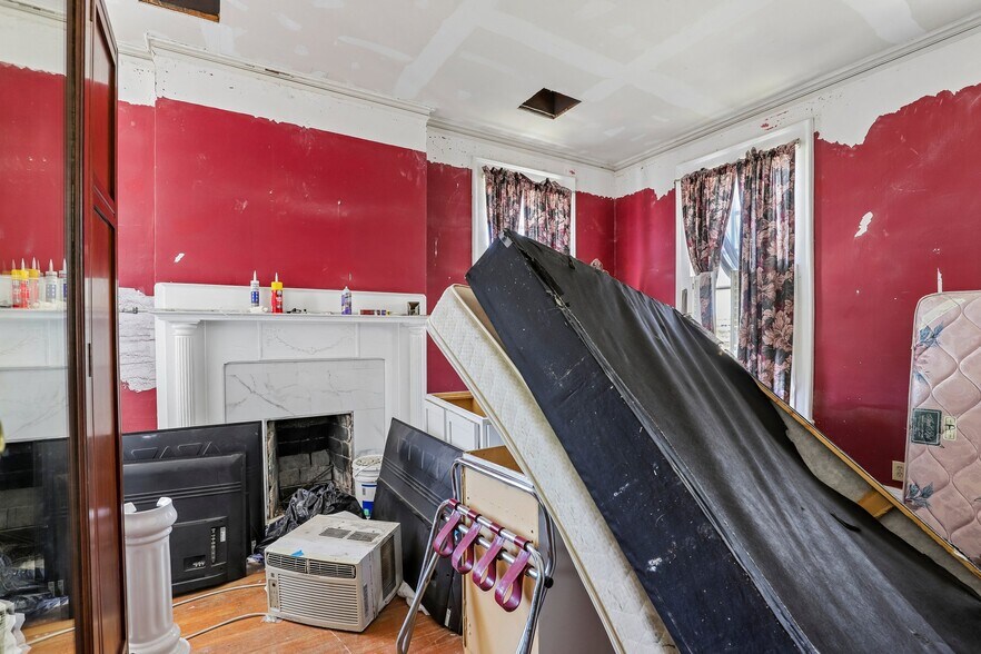 More Photos Of 421 Howard St, San Antonio Hospitality For Sale