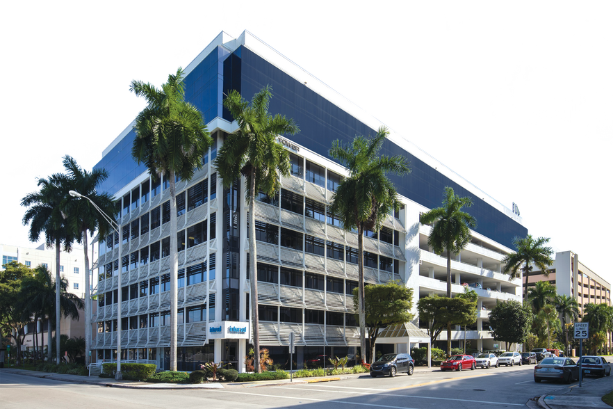 Primary Photo Of 6262 Sunset Dr, Miami Office For Lease