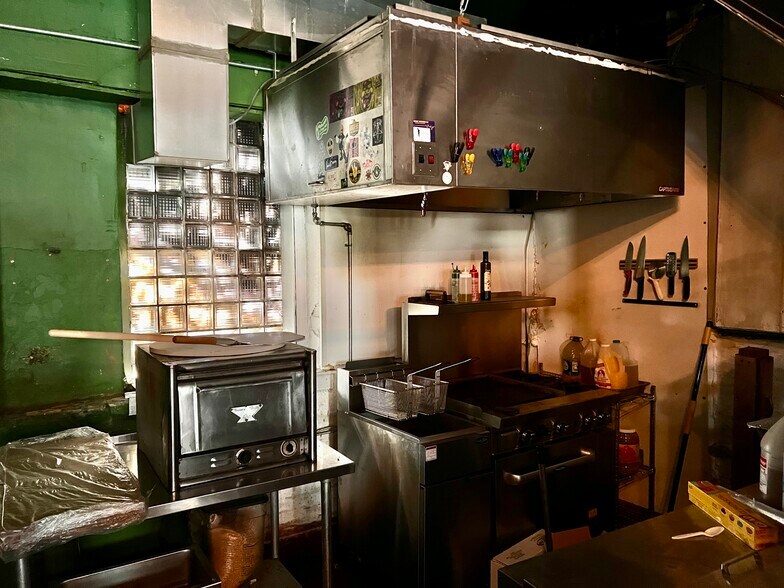 More Photos Of 205 E 9th Ave, Homestead Bar For Lease