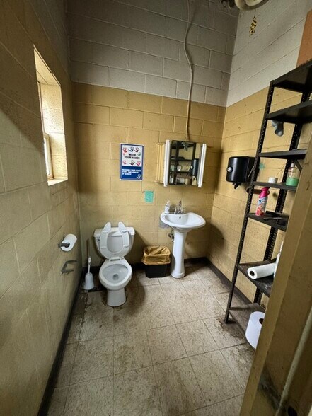 More Photos Of 101 Comet Ave, Buffalo Distribution For Sale