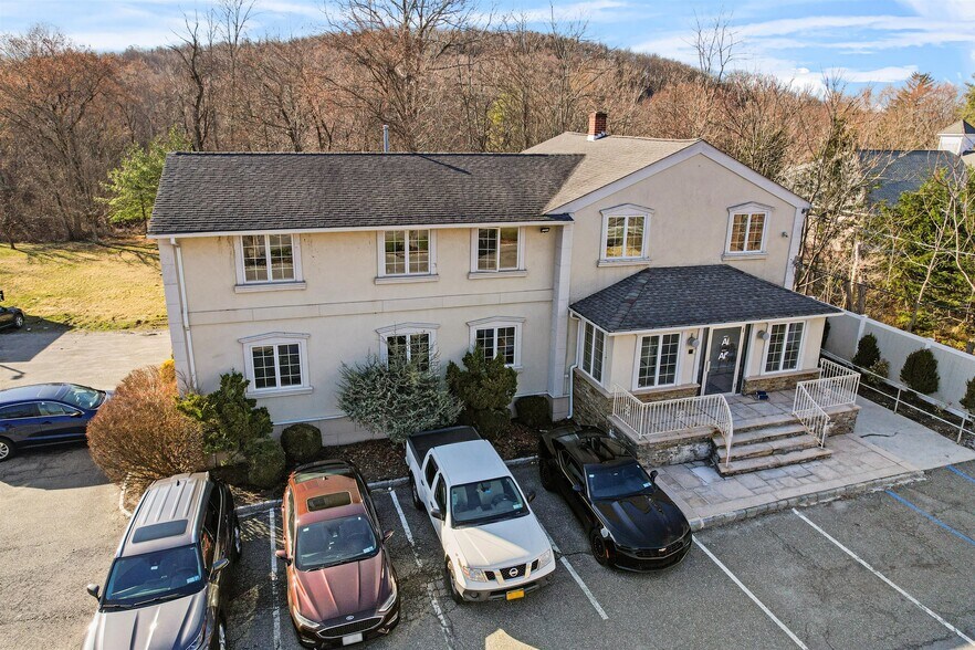 More Photos Of 1195 State Route 208, Monroe Unknown For Lease