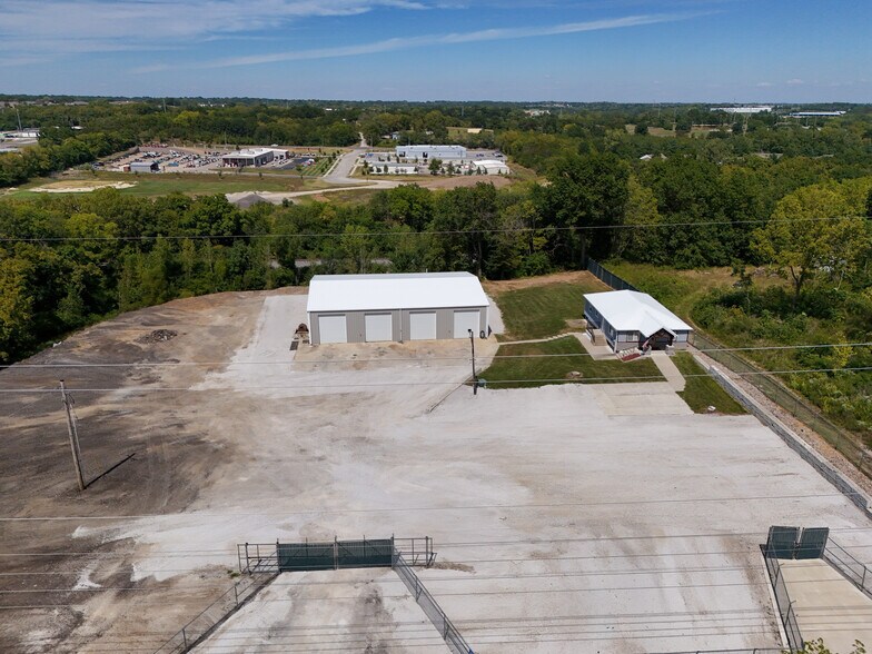 More Photos Of 1455 SE County Road AA, Blue Springs Warehouse For Sale