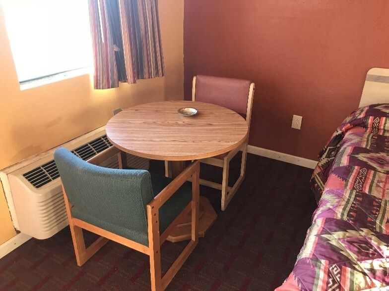 More Photos Of 3607 Hamilton Ave, Saint Louis Hotel For Sale