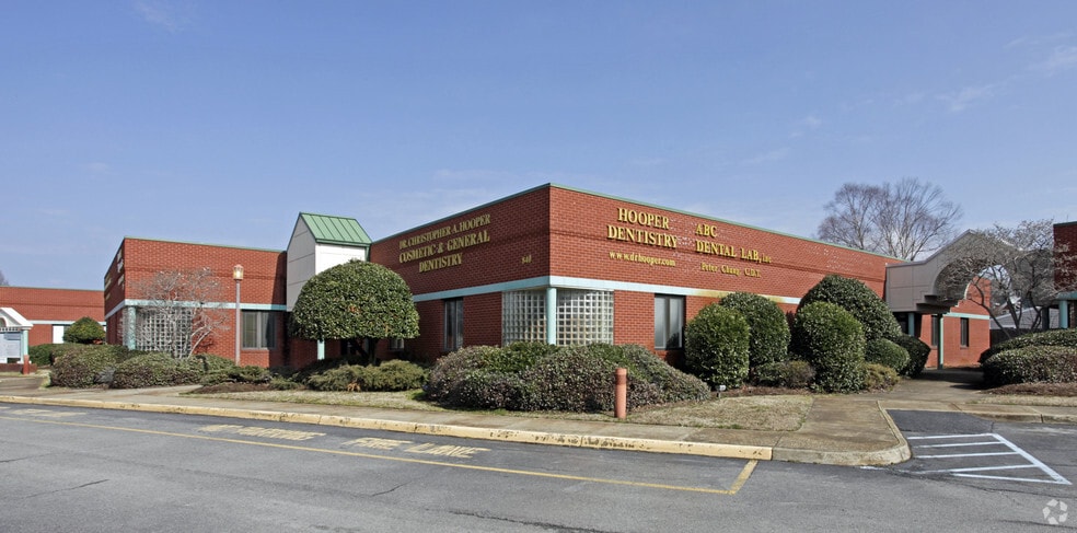 More Photos Of 840 First Colonial Rd, Virginia Beach Medical For Lease