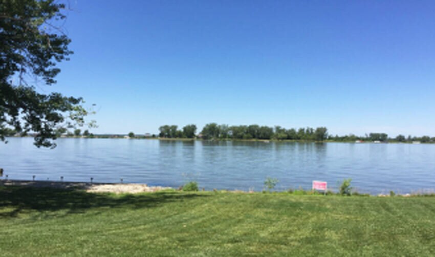 More Photos Of 493 Lake Shore Dr, Craig Land For Sale