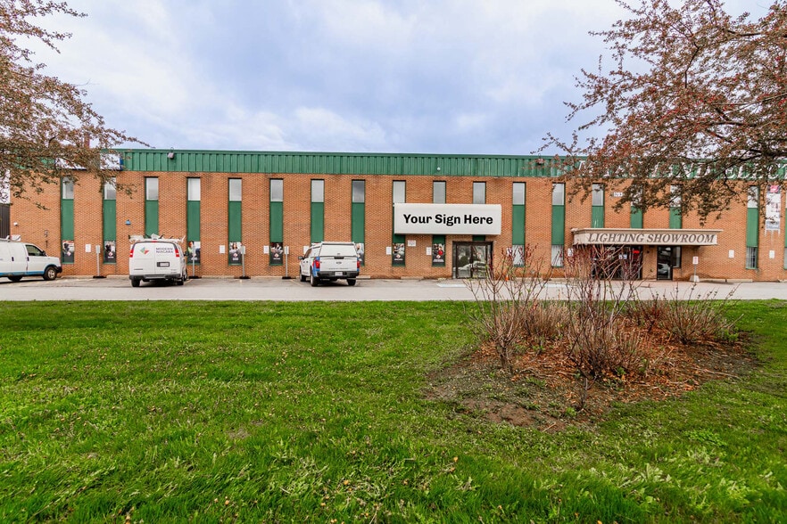 More Photos Of 1283 Algoma Rd, Gloucester Showroom For Lease