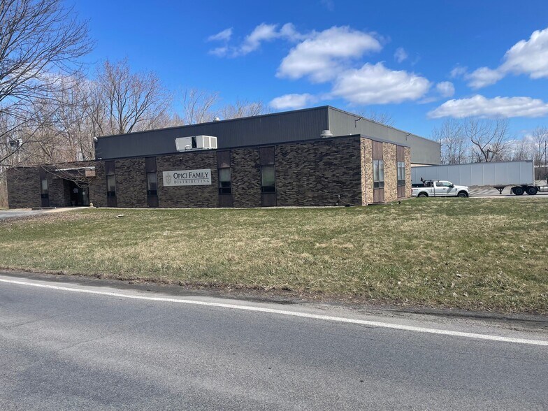 More Photos Of 6970 Schuyler Rd, East Syracuse Warehouse For Lease