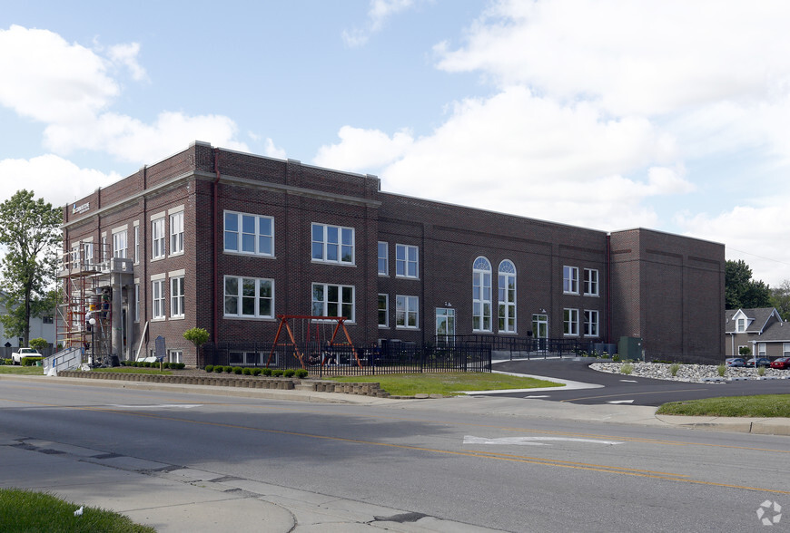 More Photos Of 2 N Madison Ave, Greenwood Loft Creative Space For Sale