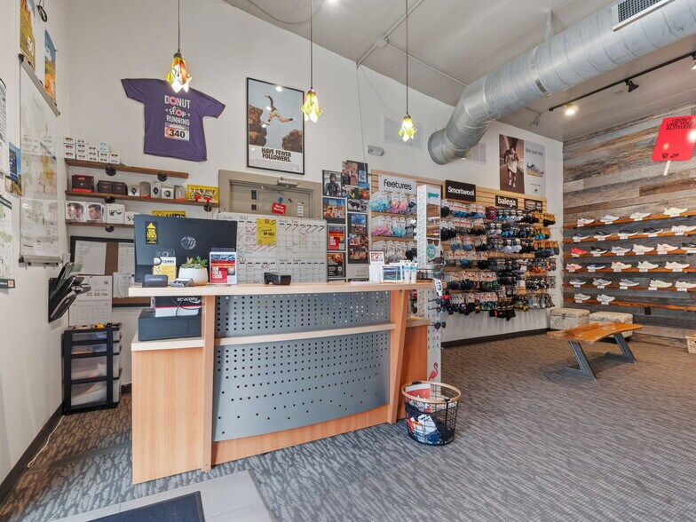 More Photos Of 2120 Ford St, Golden Restaurant For Sale