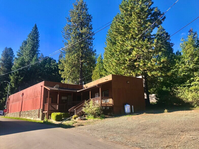 More Photos Of 6395 Pony Express Trl, Pollock Pines Freestanding For Sale