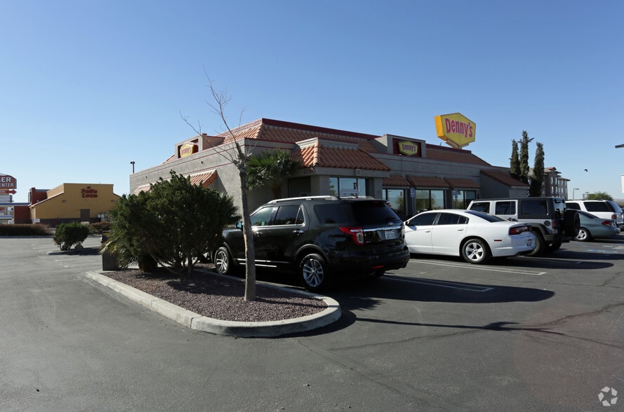 Primary Photo Of 2830 Lenwood Rd, Barstow Restaurant For Lease