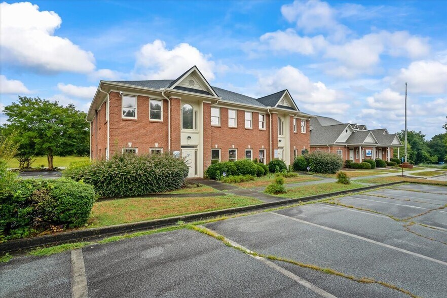 More Photos Of 883 Commerce Dr SW, Conyers Office For Lease