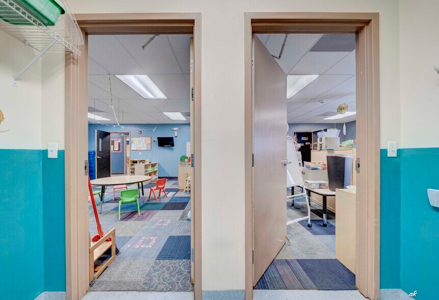 More Photos Of 1712 Beck Ave, Panama City Office For Sale