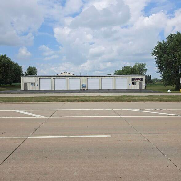 Primary Photo Of W6131 Schroth Ln, Greenville Light Distribution For Sale