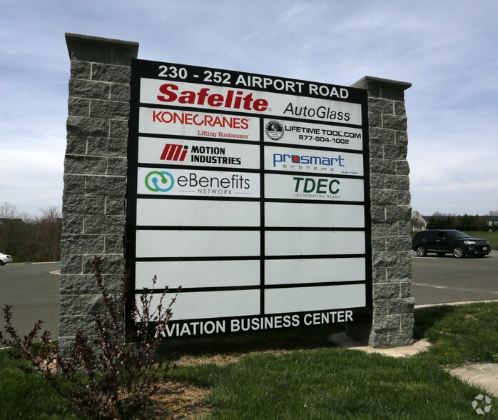More Photos Of 240-254 Airport Rd, Winchester Light Distribution For Lease