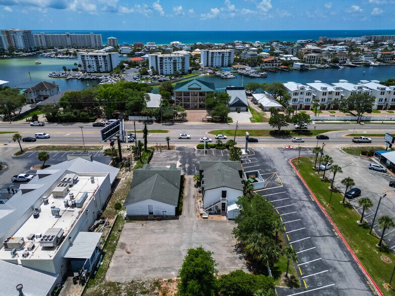 More Photos Of 725 Harbor Blvd E, Destin Medical For Sale