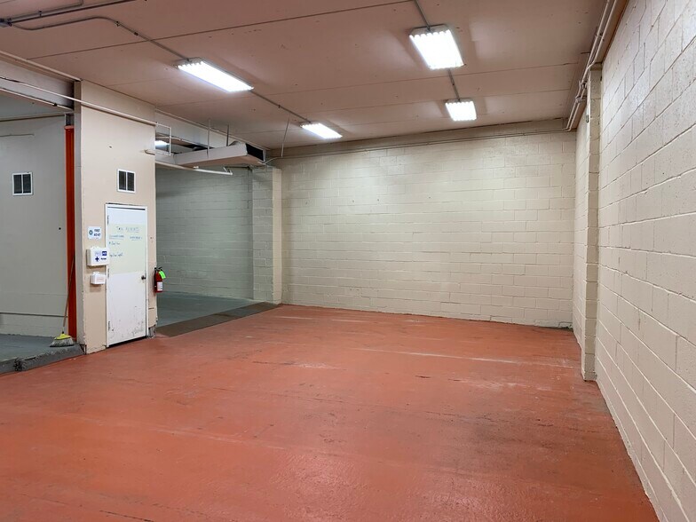 More Photos Of , Broomall Flex For Sale