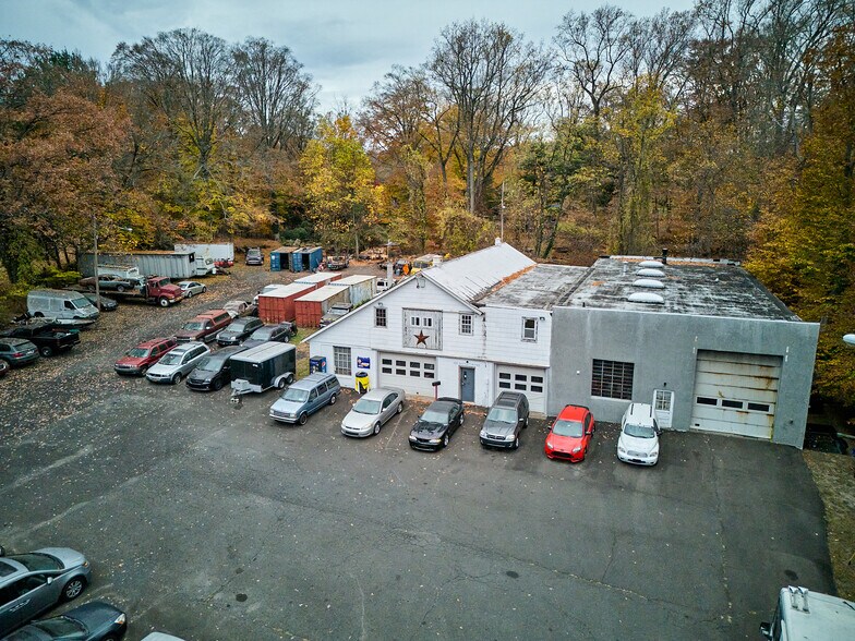More Photos Of 522 Bustleton Pike, Churchville Auto Repair For Sale