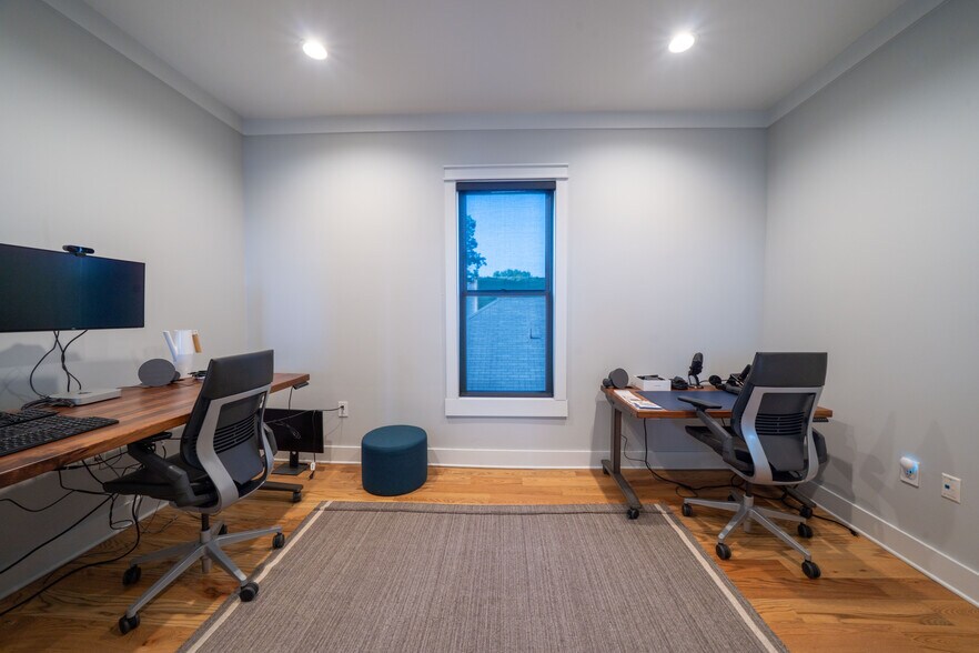 More Photos Of 152 N Tucker St, Memphis Loft Creative Space For Sale