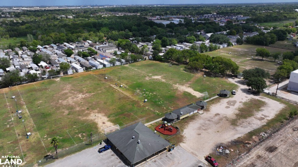 More Photos Of 11225 Forbes Rd, Houston Land For Sale