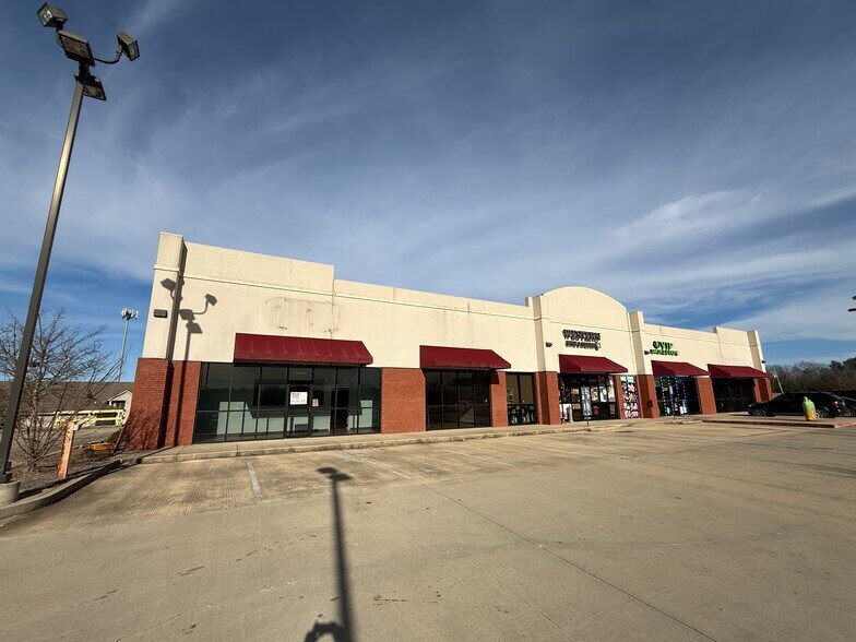 More Photos Of 3466 McCullough Blvd, Belden Storefront For Lease