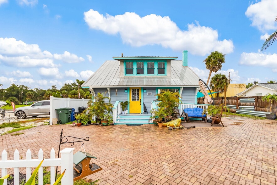 More Photos Of 530 Green St, Englewood Storefront Retail Residential For Sale