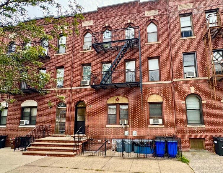 Primary Photo Of 3151 35th St, Astoria Apartments For Sale