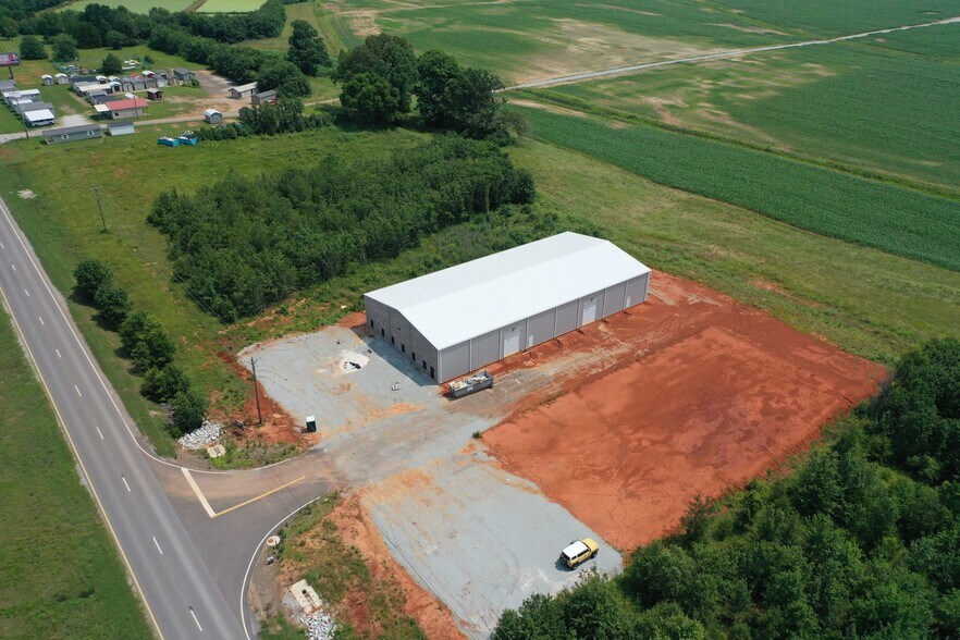 More Photos Of 0 US Highway 31, Tanner Warehouse For Sale