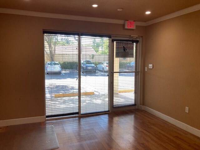 More Photos Of 5951 NW 173rd Dr, Miami Medical For Sale