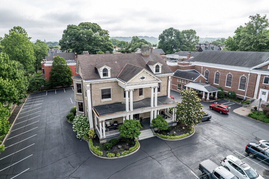 More Photos Of 401 Park Ave, Newport Office For Sale