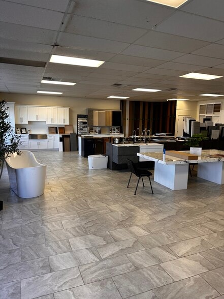 More Photos Of 1202-1 NE Pine Island Rd, Cape Coral Unknown For Lease