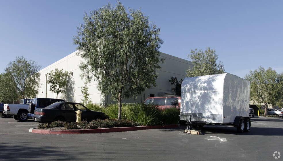 More Photos Of 14231 Fern Ave, Chino Warehouse For Lease