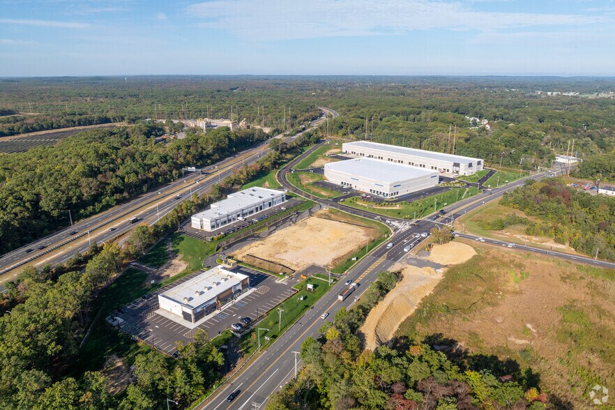 More Photos Of 1840 Wayside Road-Building B, Tinton Falls Unknown For Lease