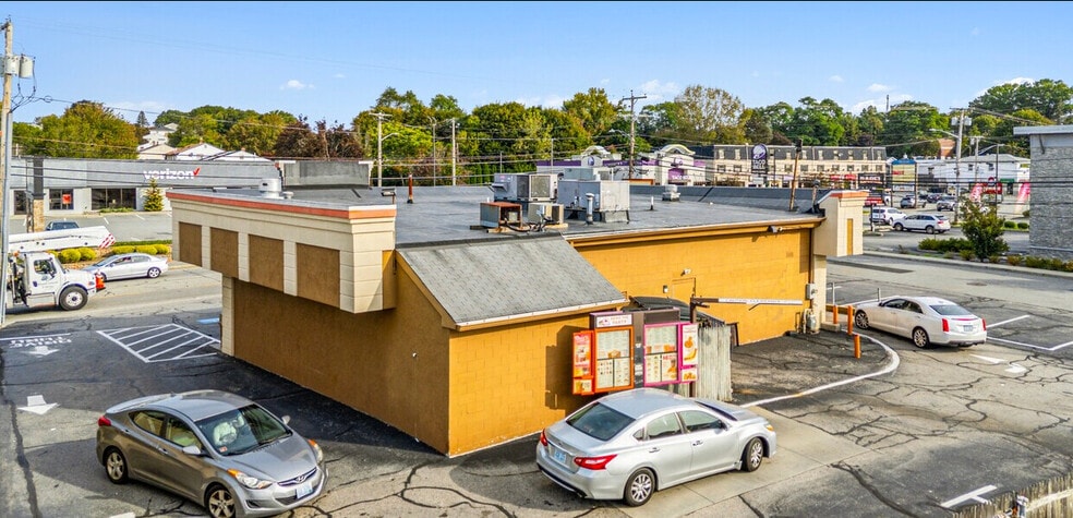 More Photos Of 1484 Mineral Spring Ave, North Providence Freestanding For Sale