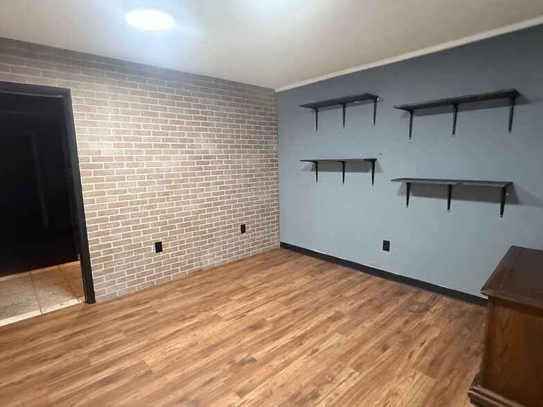 More Photos Of 416-424 W 25th St, Norfolk Freestanding For Sale