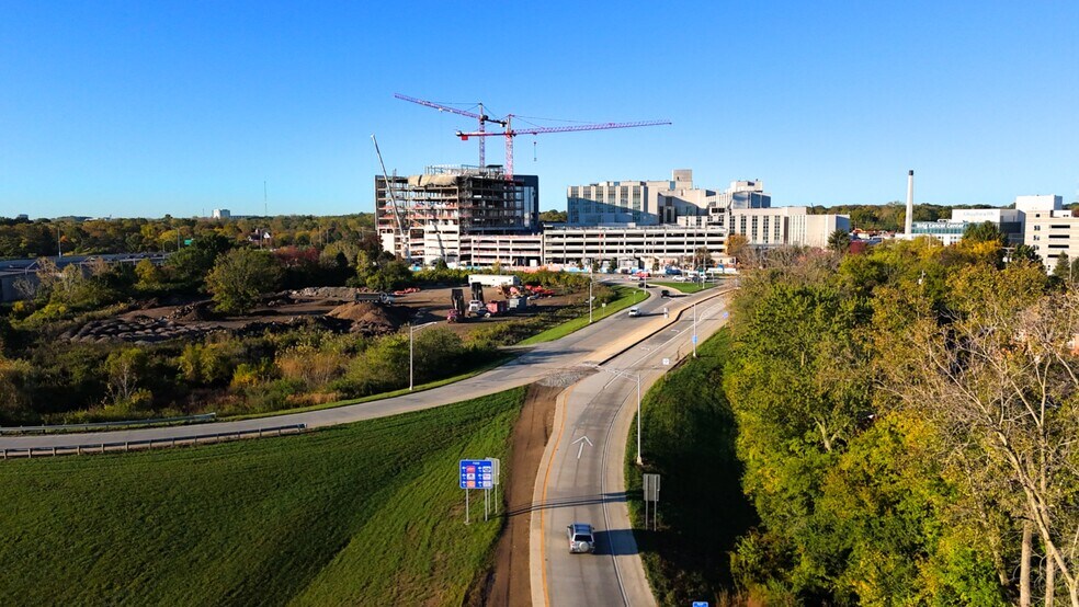 More Photos Of 480 Colonial Pky, Columbus Medical For Lease