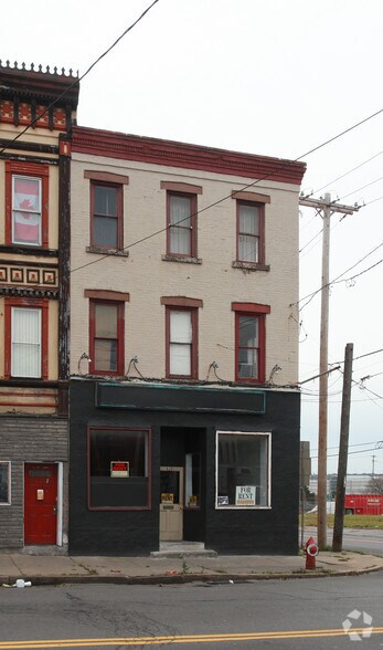 More Photos Of 1639 N Salina St, Syracuse Storefront Retail Residential For Sale