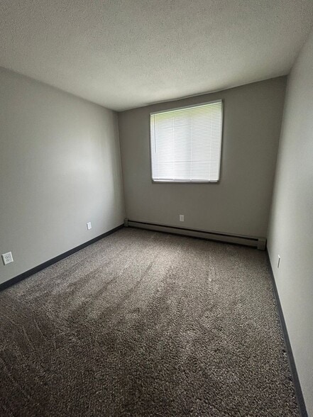 More Photos Of 810 Payton Ave, Des Moines Apartments For Sale
