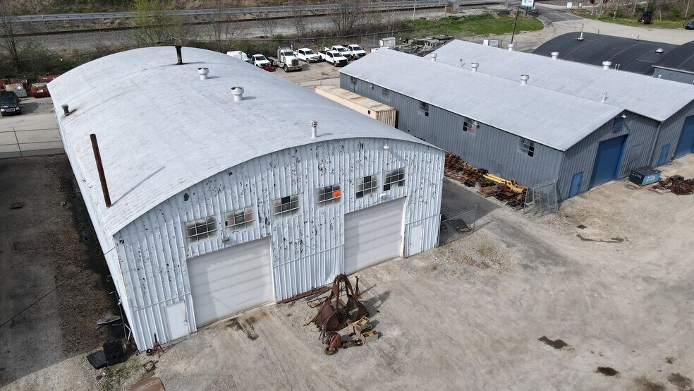 More Photos Of 810 Low Hill Rd, Brownsville Warehouse For Sale