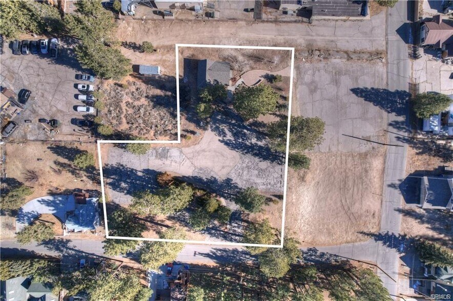 More Photos Of 547 Cottage Ln, Big Bear Lake Office For Sale