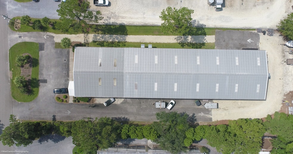 More Photos Of 328 Tiller Dr, Pawleys Island Warehouse For Lease