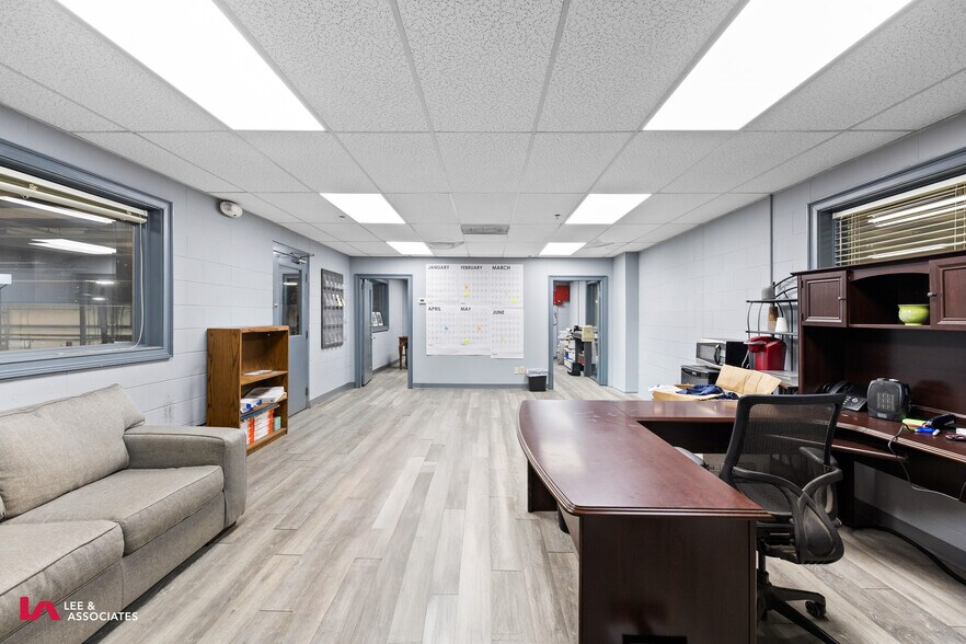 More Photos Of 4151 Industrial Park Dr, Norcross Warehouse For Lease