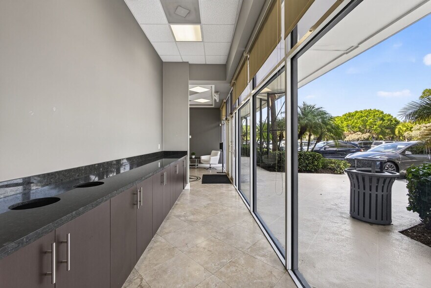 More Photos Of 2151 S Alternate A1A Hwy, Jupiter Medical For Sale
