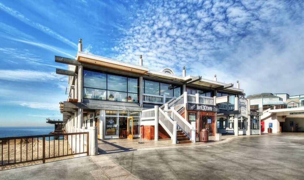Primary Photo Of 100 Fishermans Wharf, Redondo Beach Bar For Lease
