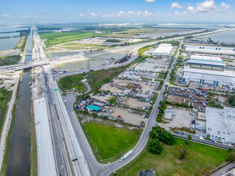 More Photos Of 13800 NW 112th ave, Hialeah Gardens Land For Sale