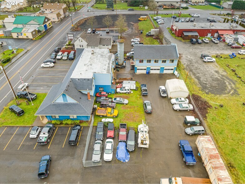 More Photos Of 22024 S Beavercreek Rd, Beavercreek Auto Repair For Sale