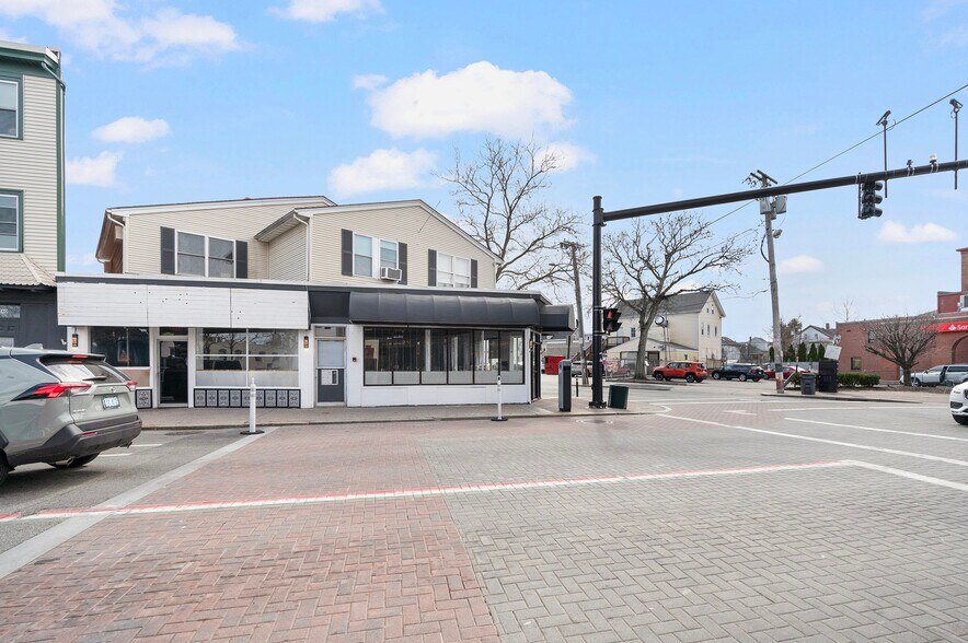 More Photos Of 262-266 Atwells Ave, Providence Storefront Retail Office For Sale