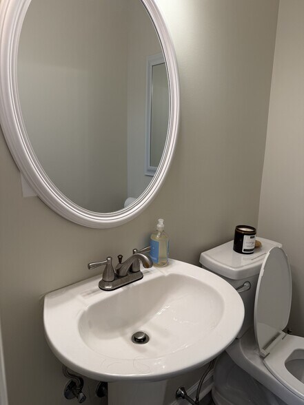 More Photos Of 1 Britton Pl, Voorhees Medical For Lease