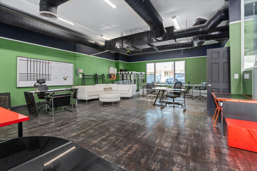 More Photos Of 2321 Torrance Blvd, Torrance Loft Creative Space For Lease