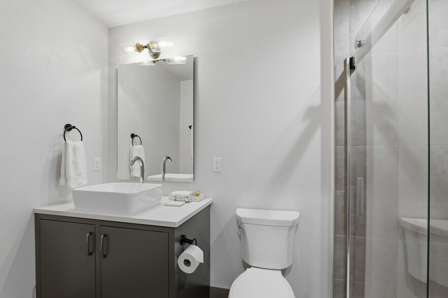 More Photos Of 171 E Rhine St, Elkhart Lake Apartments For Sale